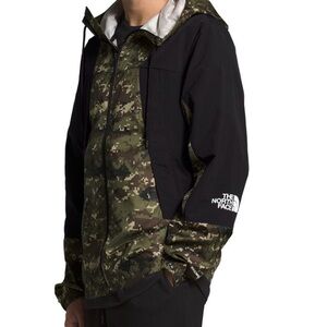 The North Face Men Peril Wind Jacket Size Medium